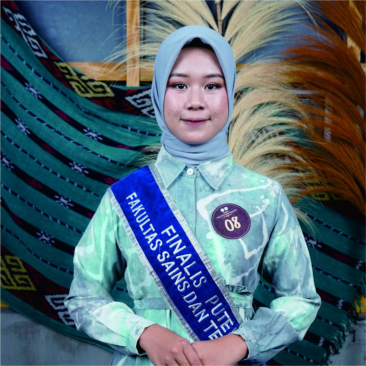 AYU WANDIRA